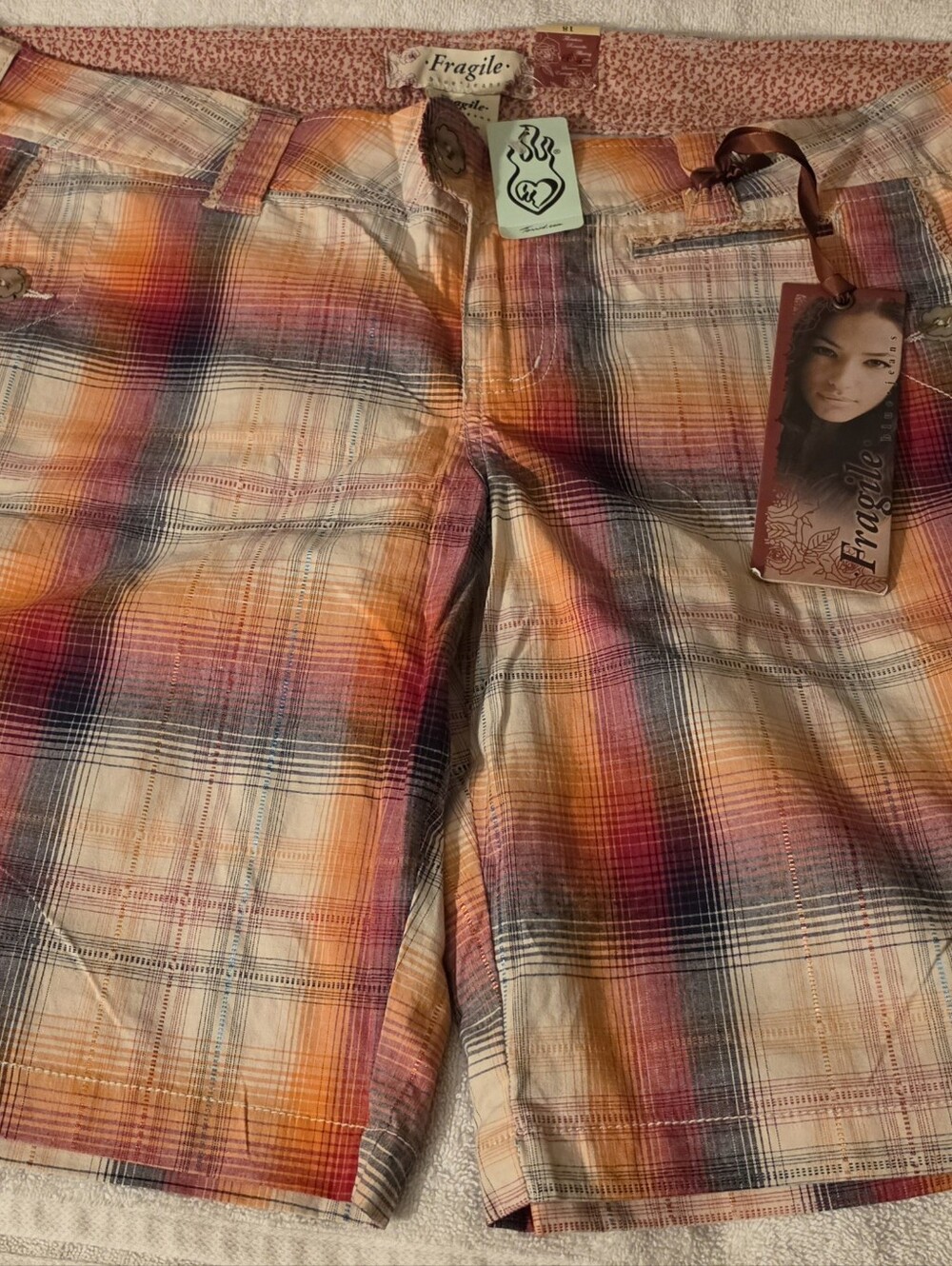 Womans Plad Shorts Size 18 ( Torrid)
